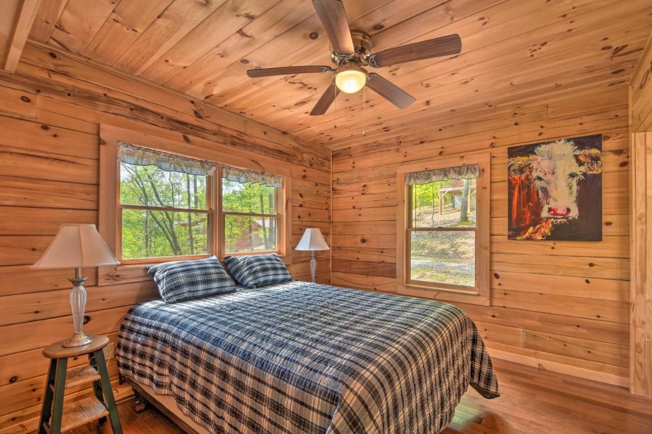 Murphy Cabin With Spacious Deck And Forest Views! Exterior foto